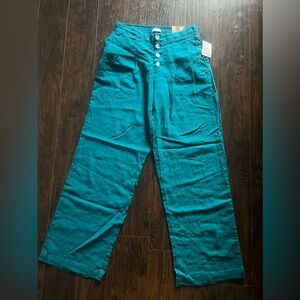 Wide leg pants